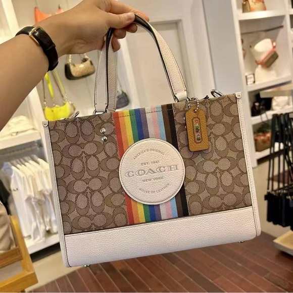 Coach Dempsey Carryall with CUTE Rainbow Stripe - Picture 2 of 5